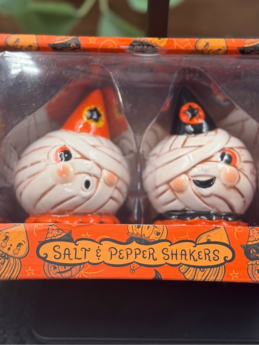 johanna parker halloween mummy salt & pepper shakers nib 2026